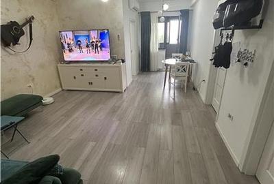 Apartament cu 2 camere decomandat, mobilat în Far