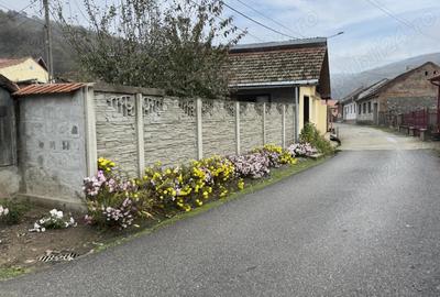 Casă cu 5 camere în Central - 1