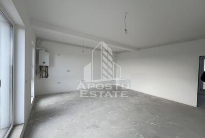 Apartament cu 3 camere decomandat în Torontalului
