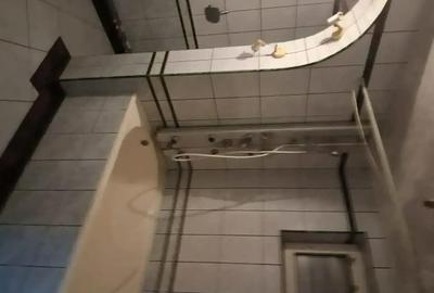 Casă cu 5 camere cu Teren 200 Mp în Stupini - 4