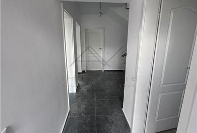 Casă cu 6 camere cu Teren 340 Mp în Prelungirea Ghencea - 5
