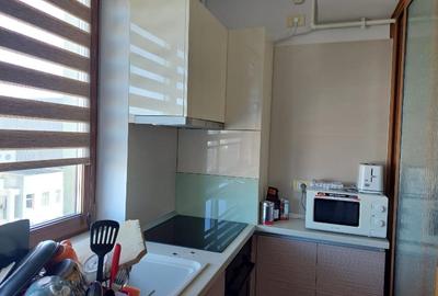 Inchiriez apartament 3 camere - 4
