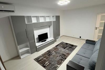 Apartament cu 2 camere decomandat în Apărătorii Patriei - 3
