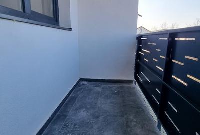 Casă cu 4 camere cu Canalizare în Central - 6