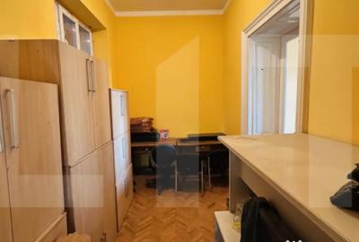 Apartament cu 4 camere decomandat în Central - 4