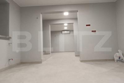 Casă cu 6 camere cu Teren 900 Mp în Central - 1