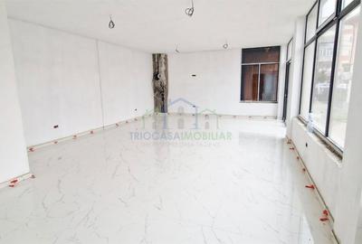 Spațiu comercial, de 120 mp, în Central - 5