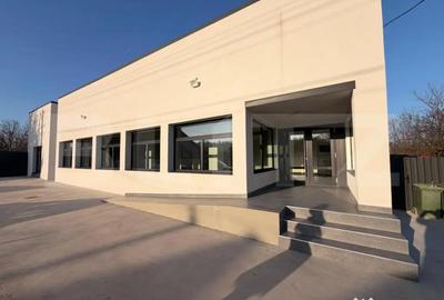 Spațiu comercial, de 245 mp, în Central - 2