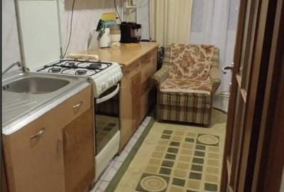 Apartament cu 3 camere decomandat în Central - 3