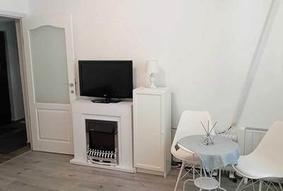Garsonieră decomandată în Durău - 7