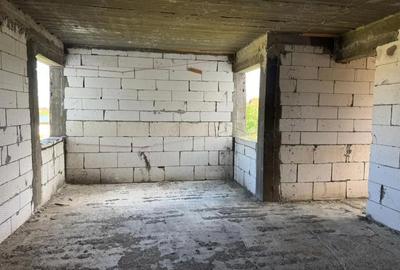 Casă cu Teren 450 Mp în Central - 3