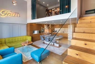 ?** Apartament superb pe doua niveluri Ultrafinisat Semicentral ** - 12