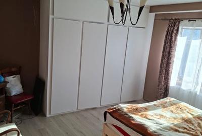 Casă cu 4 camere în Central - 3