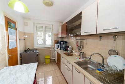 Apartament 3 camere de vanzare, etaj 2, langa Parcul Drumul Taberei - 9