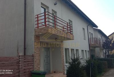 Duplex cu 5 camere în Central