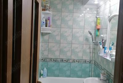 Vand sau schimb cu casa in apropierea ora?ului apartament cu 2 camere in zona Nord 57000 E - 4