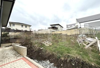 Casă individuală cu 4 camere cu Canalizare în Exterior Est - 19