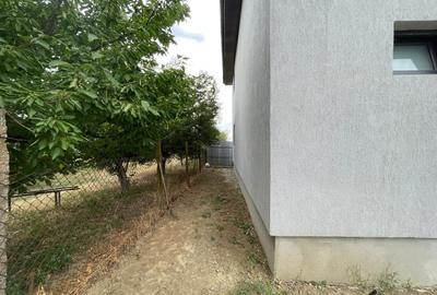 Casa noua P+1 cu teren de 393mp la Braniste/Podari - 2