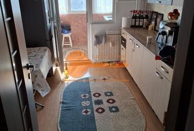 Apartament cu 4 camere semidecomandat în Crângași - 3