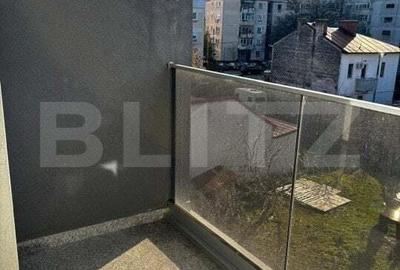 Apartament 2 camere, cu loc de parcare in curte, zona centrala - 6