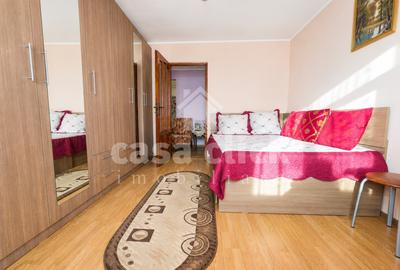 Apartament cu 3 camere decomandat în - 4