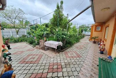 Casă cu 5 camere cu Canalizare în Bârlad - 11