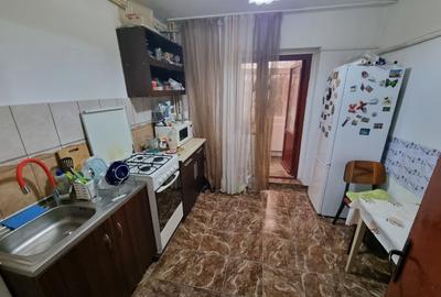 Apartament cu 2 camere decomandat, mobilat în Dacia - 3