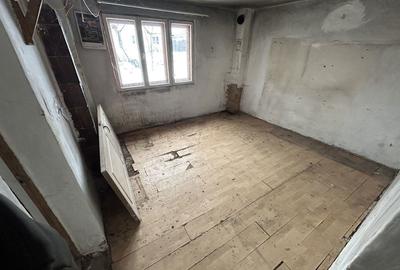 Casă cu 2 camere în Săcel - 5