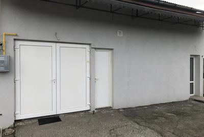 Spațiu comercial, de 80 mp, în Central - 1