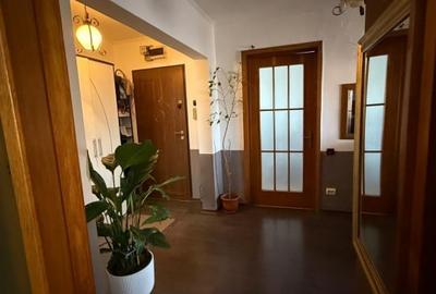 Apartament cu 2 camere semidecomandat în Casa de Cultură - 2