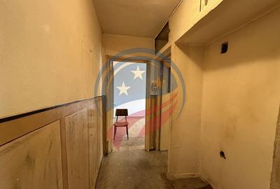 Apartament 3 camere de vanzare in George Enescu/Craiova - 4