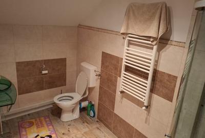 Casă individuală cu 6 camere cu Canalizare în Autogară - 15