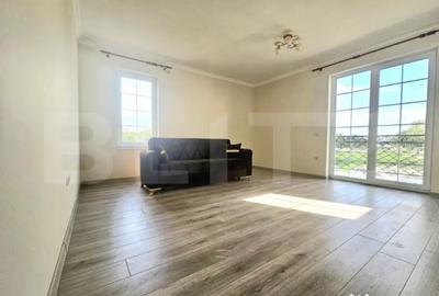 Apartament cu 2 camere decomandat în Giroc