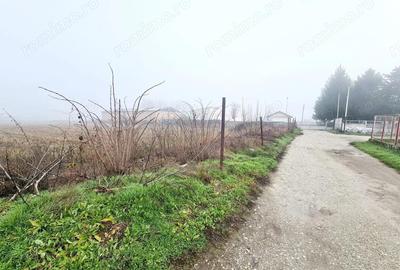 Teren de 5656 mp, în Central - 2