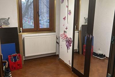 Apartament cu 3 camere decomandat în Eroii Revoluției - 1