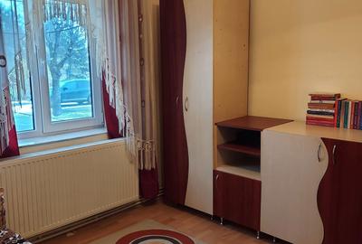 Apartament cu 2 camere semidecomandat în Central - 1