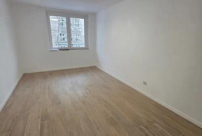 De inchiriat apartament pentru birou, zona Po?ta Mare - 1