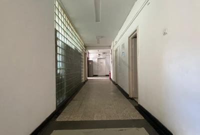 REC3001020 Cladire de birouri Armeneasca de vanzare - 9
