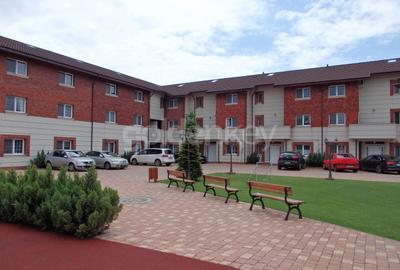 Casă cu 8 camere cu Canalizare în Iancu Nicolae - 2