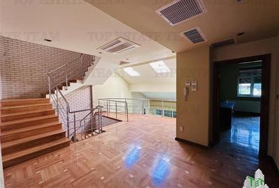 SUPER PROPIETATE, vila 709 mp construiti, teren 1213 mp, cu piscina si garaj, la - 19