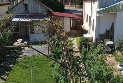 Casă cu 2 camere cu Teren 620 Mp în Central - 1