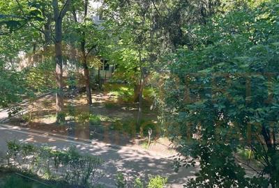 Apartament 3 camere situat in zona DACIA