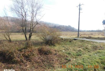 Teren de 836 mp, în Central - 11