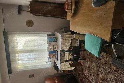 Casa de vanzare in Bra?ov, comision 0%, pre? negociabil 240.ooo Euro,91 mp-3 camere+ teren - 2