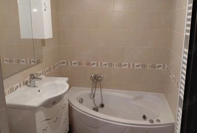 Apartament cu 3 camere decomandat în Oltenița - 9