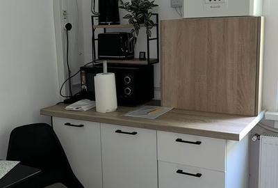 Apartament cu 2 camere semidecomandat în Tractorul - 3
