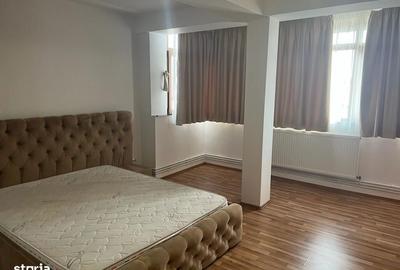 Apartament cu 3 camere în Micro 3 - 16
