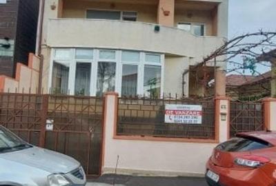 Exclusivitate!Vila si casa alaturate-580.000 euro si 280.000 euro (E2) - 2