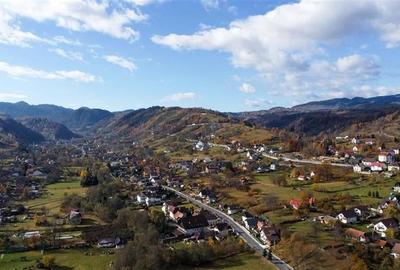 Proprietate autentica, stil traditional:Eco, cu parau pitoresc si vedere spectac - 9