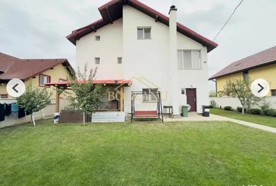 Casă cu 6 camere în Dudeștii Noi - 4